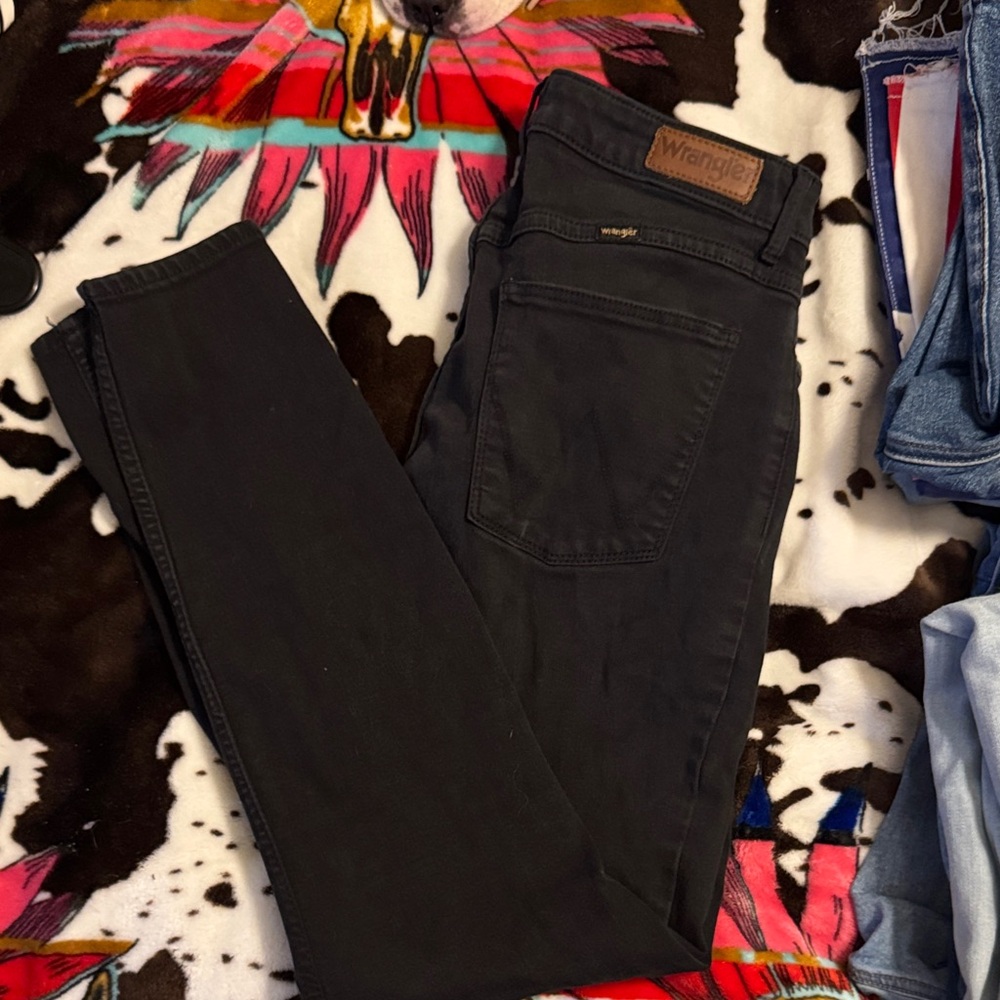 Wrangler Women's Dark Black Skinny Jeans